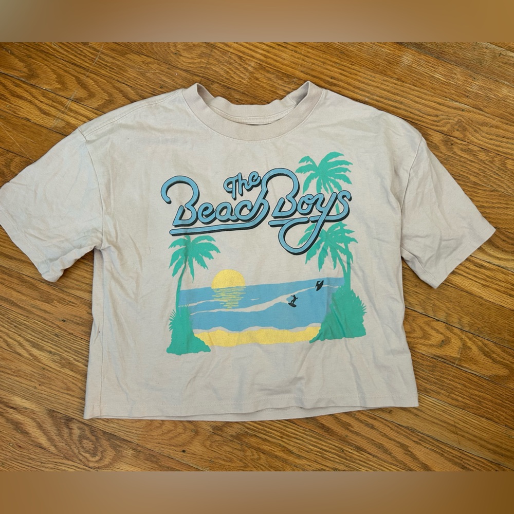 Beach Boys Crop Tee - size 10
